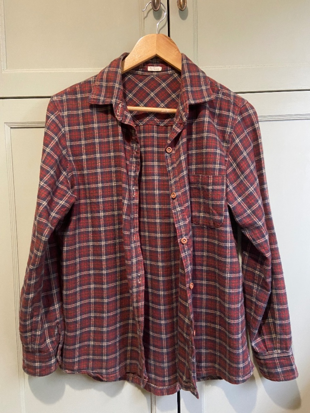 Plaid flannel button up shirt, cozy 90s fall layering top